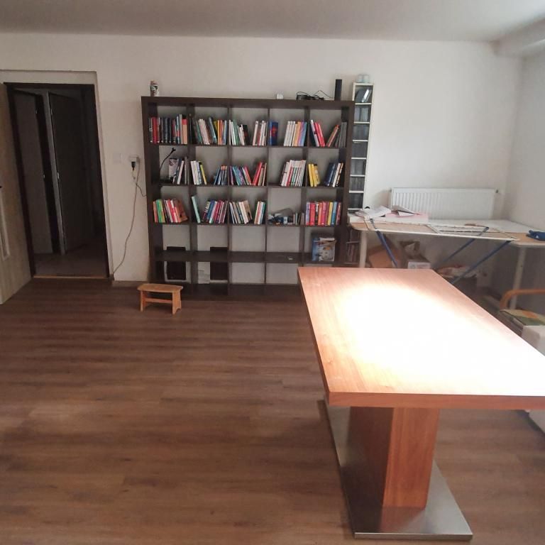 Pronájem bytu 6 a více 58 m2 - Photo 1