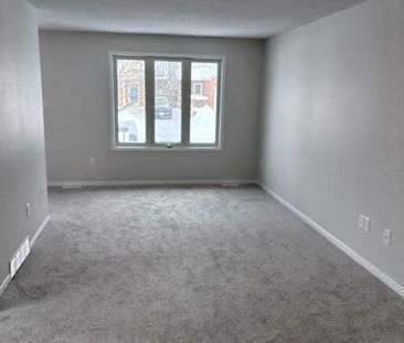 For Lease - 331 Simpson Crescent, London East, Ontario - Photo 1