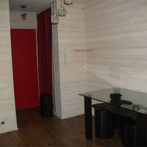 Location Appartement 2 pièces 27m² - Photo 1