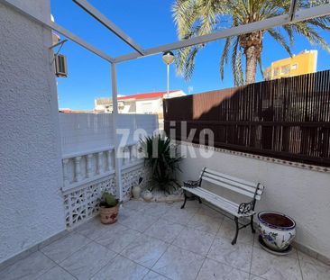 Townhouse / Bungalow - Photo 6