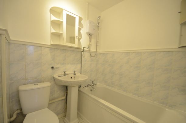1 bedroom Property to rent - Photo 1