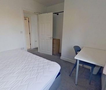 5 bedroom house to rent - Photo 2