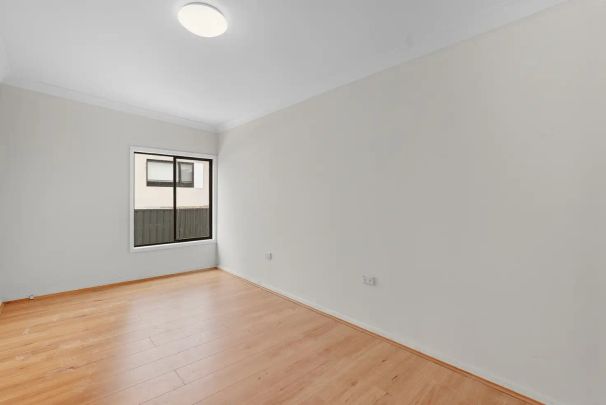 “SPACIOUS 5 BEDROOM FAMILY HOME FOR LEASE” - Photo 1