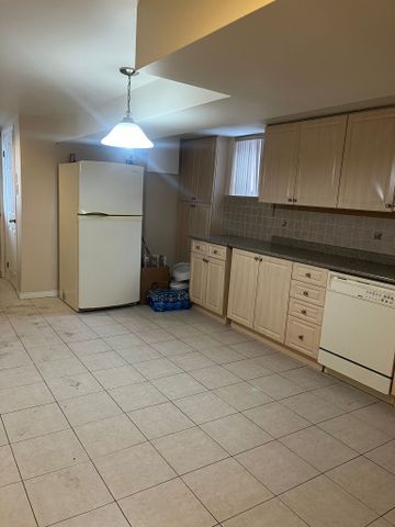 For Lease - 6 Kingsdown Drive Unit# Bsmt, Toronto, Ontario - Photo 4