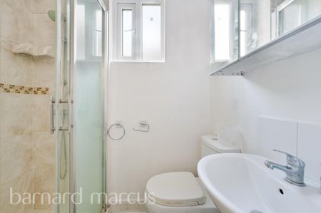 Studio to rent - Photo 4