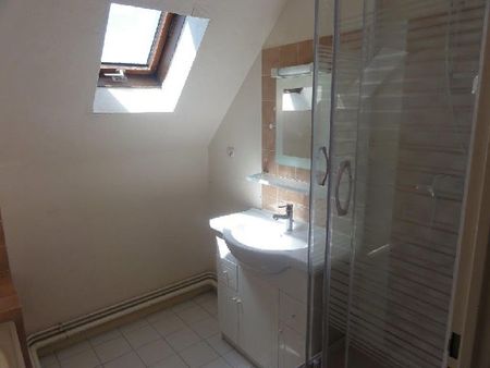Location Maison 5 pièces 88m² LE BREUIL 71670 - Photo 5