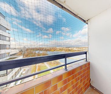 IMMOPARTNER - DIREKT EINZIEHEN! RENOVIERTES APARTMENT MIT SEEBLICK - Photo 3