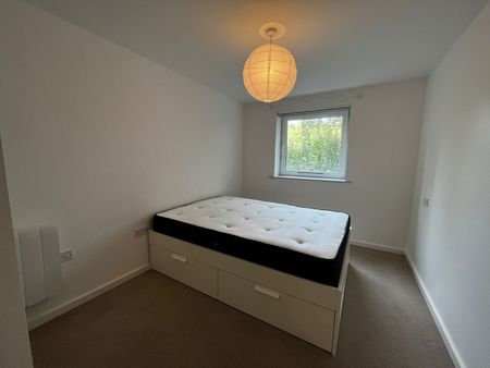 1 Bed Flat, Spinner House, M5 - Photo 4