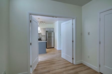 6600 Darlington - Photo 5