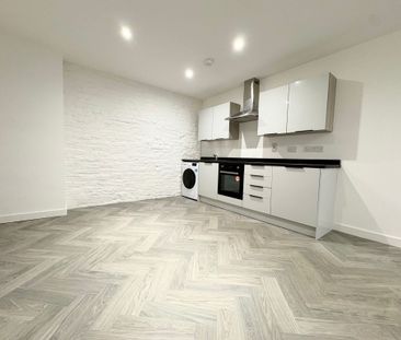 Piccadilly, Bradford - Photo 2