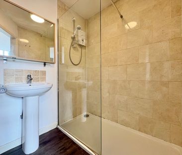 2 bedroom apartment to rent - Photo 6