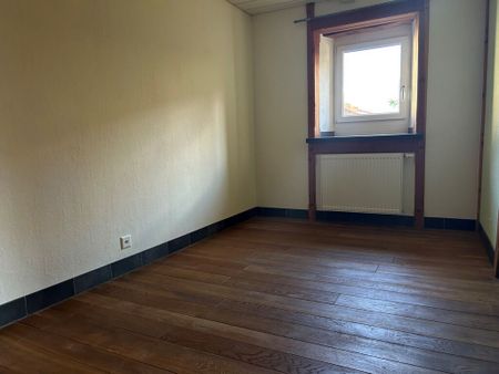 A louer appartement de 2.5 pièces refait à neuf - Photo 4