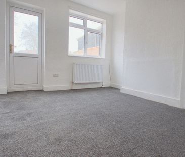 Peartree Road, Luton, LU2 8AZ - Photo 4