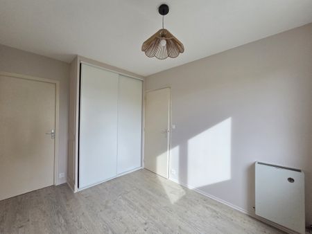 Location Appartement 2 pièces 43m² TROYES 10000 - Photo 4