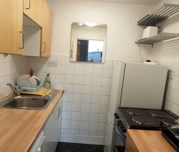 1 Bed Flat, Henderson Street, EH6 - Photo 3