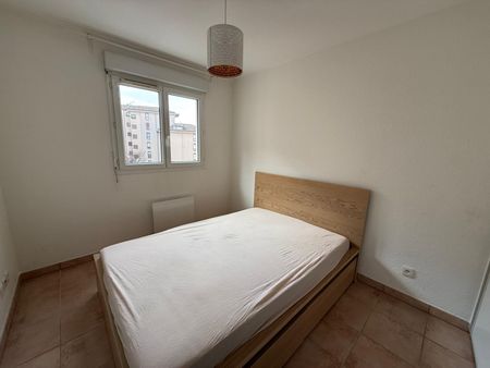 Location Appartement 2 pièces 39m² - Photo 4