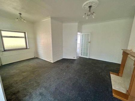 2 bedroom semi-detached bungalow to rent - Photo 3