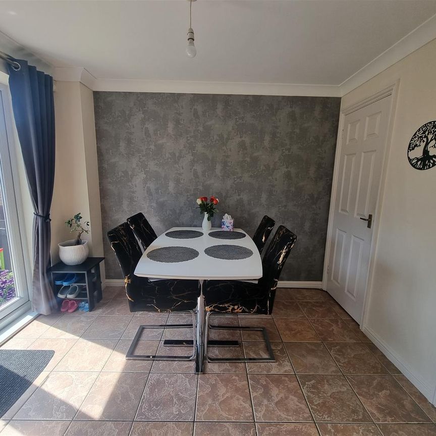 Parragate Road, Cinderford - Photo 1