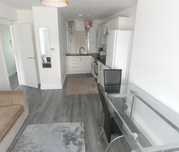 2 bedroom flat to rent - Photo 6