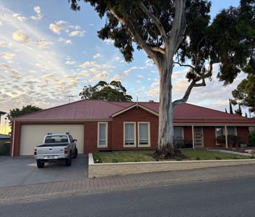 Craigburn Farm - Photo 1