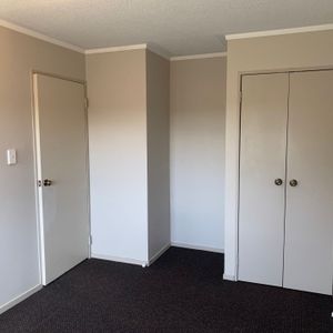 A comfortable and affordable living space - Photo 2