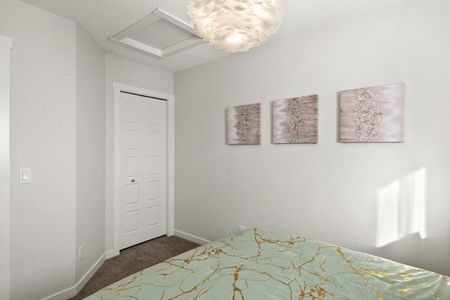 Cranbrook Square Southeast - Photo 4