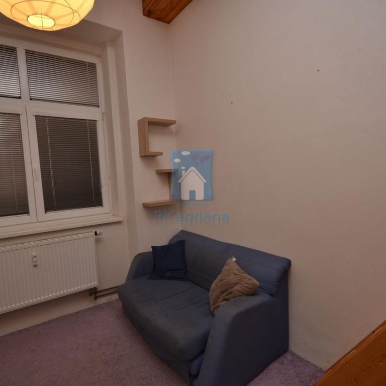Pronájem bytu 1+kk 20 m2 - Photo 1