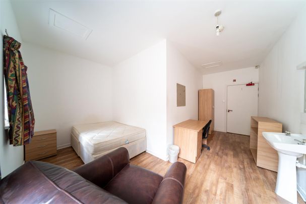 6 bed apartment to rent in Clayton Street West, City Centre, NE1 - Photo 1