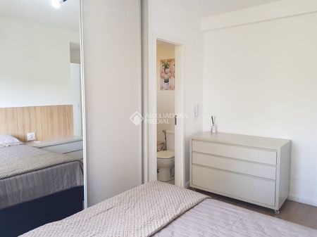 Apartamento com 2 quartos e 64m² para alugar em Tristeza, Porto Alegre. - Foto 5