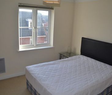 2 Bedroom Apartment - Celestion Drive - Photo 6