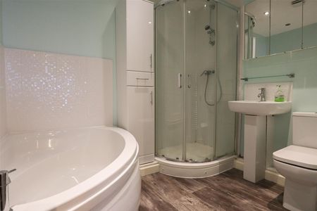 Lovat Mead, St. Leonards-On-Sea - Photo 5