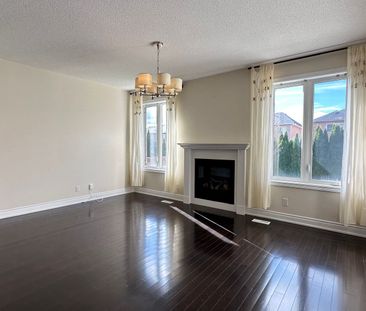 For Lease - 152 Rothbury Road, Richmond Hill, Ontario - Photo 3