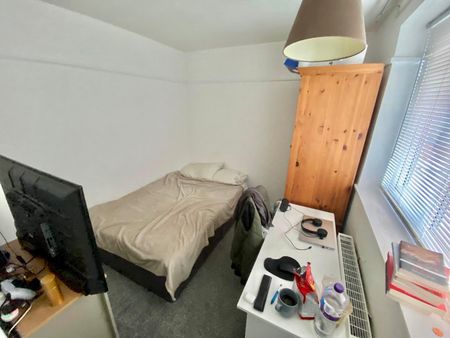 St Mildreds Road, Norwich - Photo 5