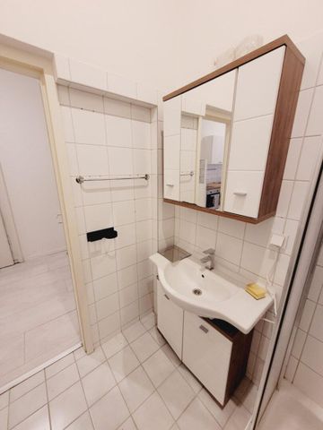 Rennweg: sanierte 2-Zimmer Erdgeschoßwohnung - Foto 3