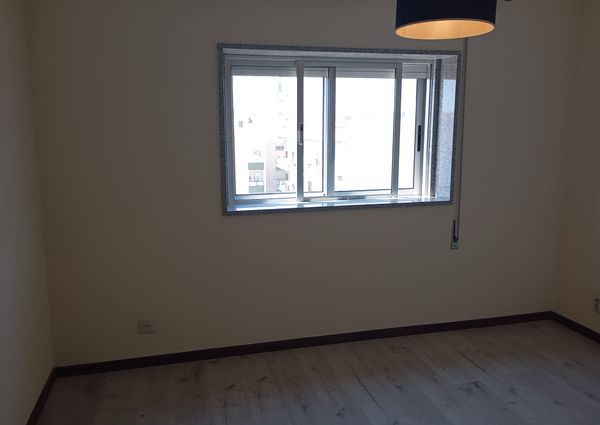 Apartamento T1 na Praia da Barra.