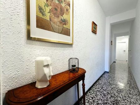 Carrer del Poeta Más i Ros, Valencia, Valencian Community 46022 - Foto 3