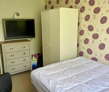 1 bedroom semi-detached house to rent - Photo 5