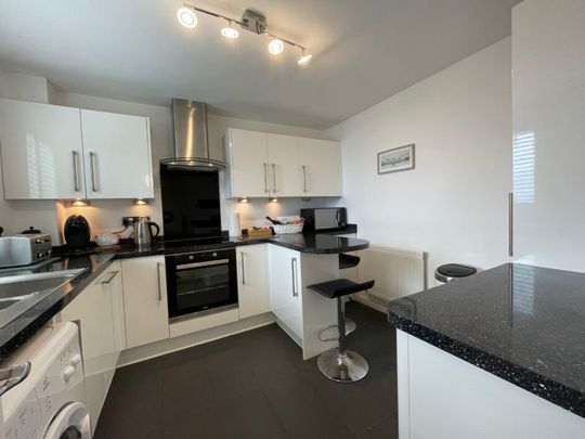 Crawshay Court, Swansea, SA3 - Photo 1