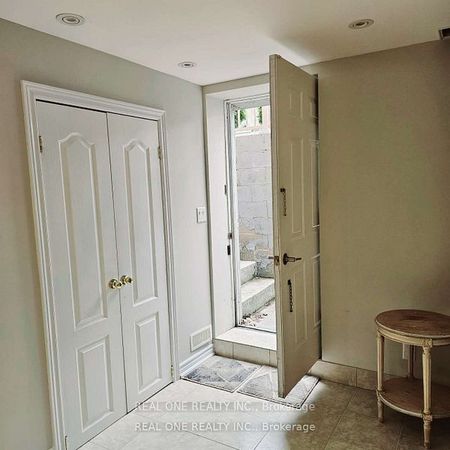 For Lease - 42 Seiffer Crescent Unit# Bsmnt, Richmond Hill, Ontario - Photo 2