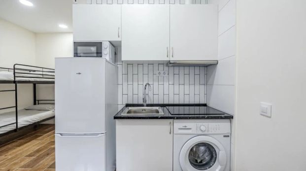 1-bedroom apartment for rent in San Fermín, all bills included. - Foto 1