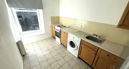 1 Bed Flat, Menzies Road, AB11 - Photo 3