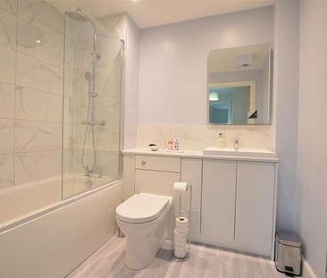 Quadrivium Point, Tuns Lane, Slough, SL1 - Photo 2