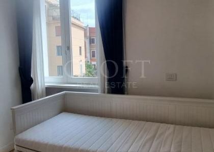 Parioli-Piazza delle Muse: Restored 3 bedroom, 3 Bath, spacious living, kitchen, balcony, near park, master bed & 2 single bedrooms. Ref 1045