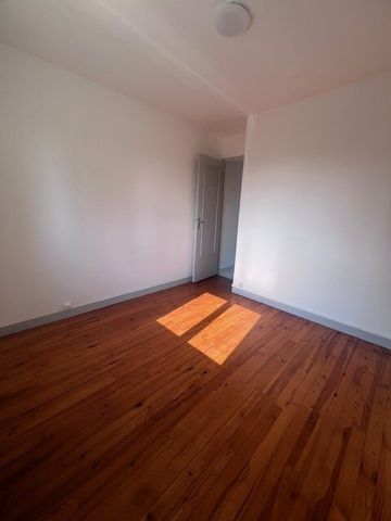 Appartement Le Chambon-Feugerolles - Photo 3