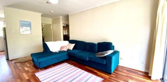 Modern 2-Bedroom Apartment for Rent - Prime Indooroopilly Location - Photo 2