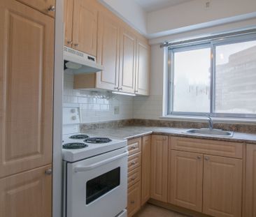 3555 Cote-des-Neiges Road - Photo 6