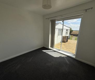 2 bedroom bungalow to rent - Photo 4