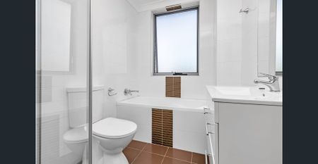 Large 2 Bedroom Apartment in the Heart of Burwood - Photo 4