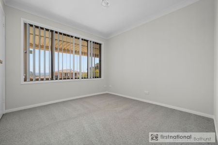 Warm, Welcoming & Ready to Call Home - Photo 5