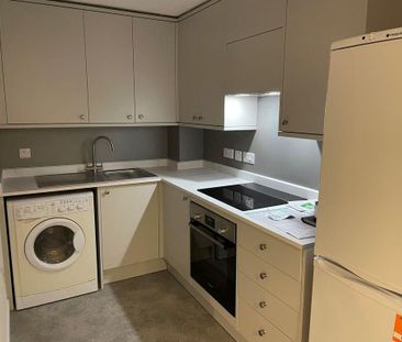 1 bedroom apartment to rent - Photo 3